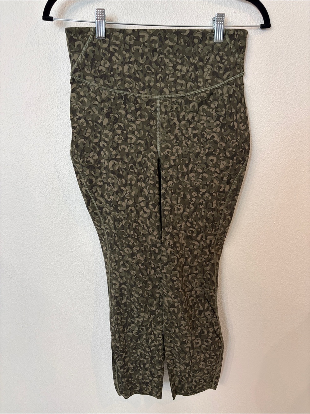Lululemon High-Waist Olive Green Patterned Leggings